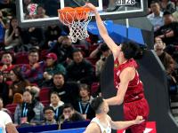 IM电竞官网入口-辽宁队轻取76人，周琦统治全场的简单介绍