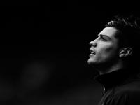 IM电竞-攻防一体！奥地利战术纪律铸就胜利，加克波防守端成隐形锁链