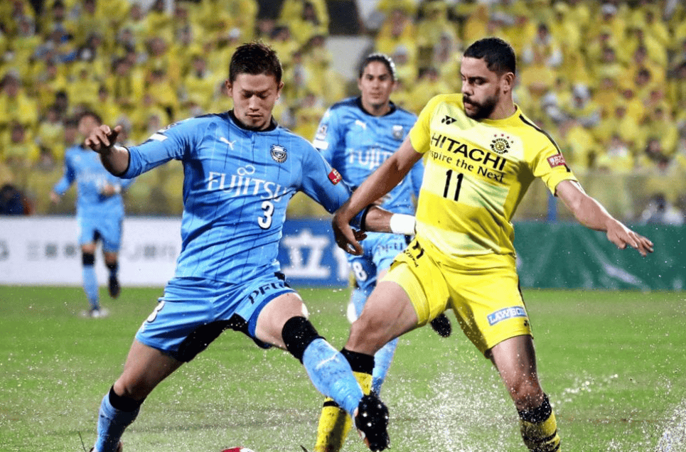 包含柏太阳神惨败,遭遇亚冠赛场的挑战的词条 包含柏太阳神惨败,遭遇亚冠赛场的挑战的词条