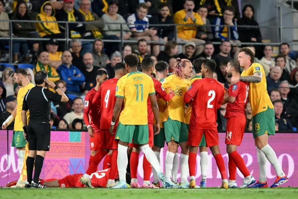 阿联酋球队取得胜利，晋级竞争激烈