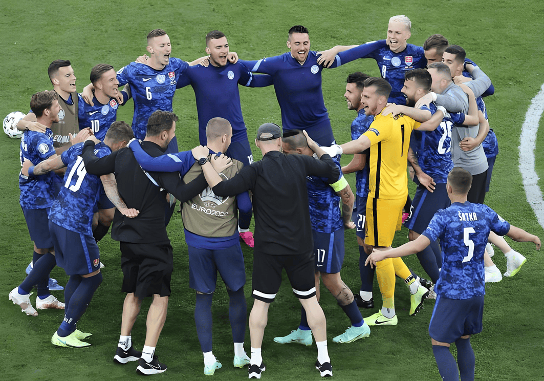 斯洛伐克国家队赢得关键比赛