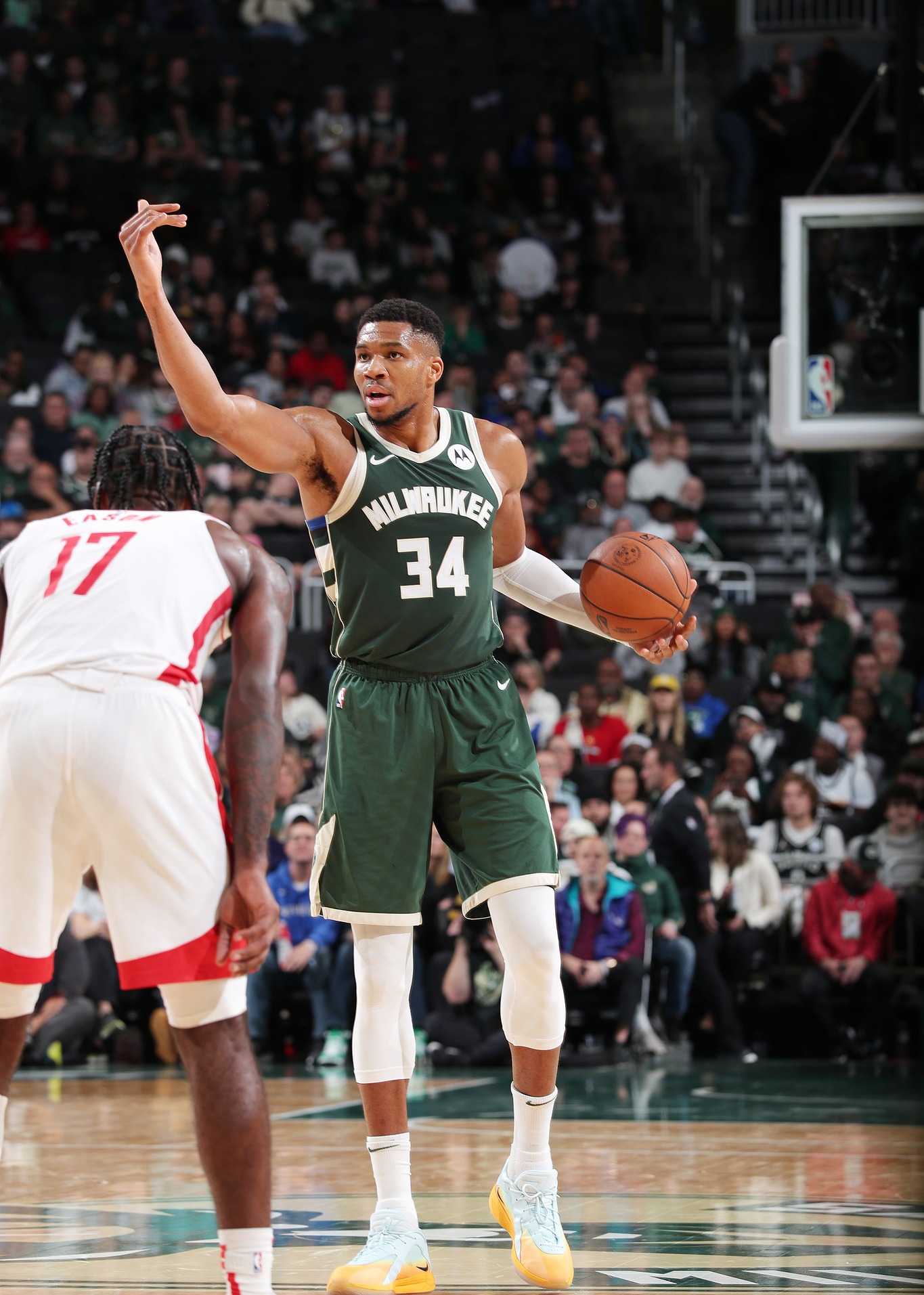 包含雄鹿大胜,雄心勃勃冲击总冠军的词条 包含雄鹿大胜,雄心勃勃冲击总冠军的词条