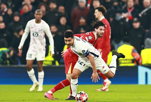 利物浦主场取胜,锁定晋级名额 利物浦主场取胜,锁定晋级名额