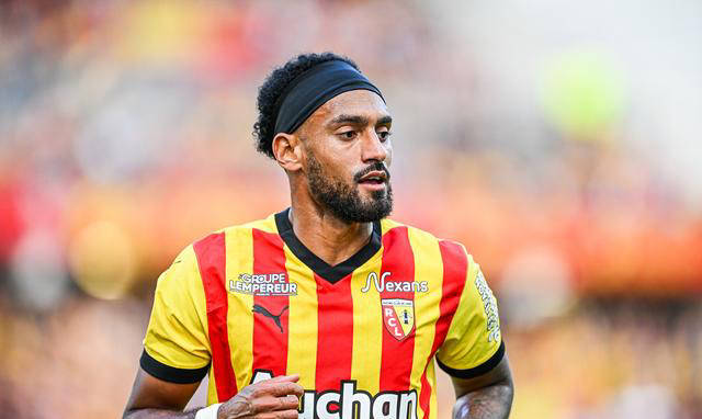 包含朗斯主场被尼斯逼平,保持主场不败纪录的词条 包含朗斯主场被尼斯逼平,保持主场不败纪录的词条