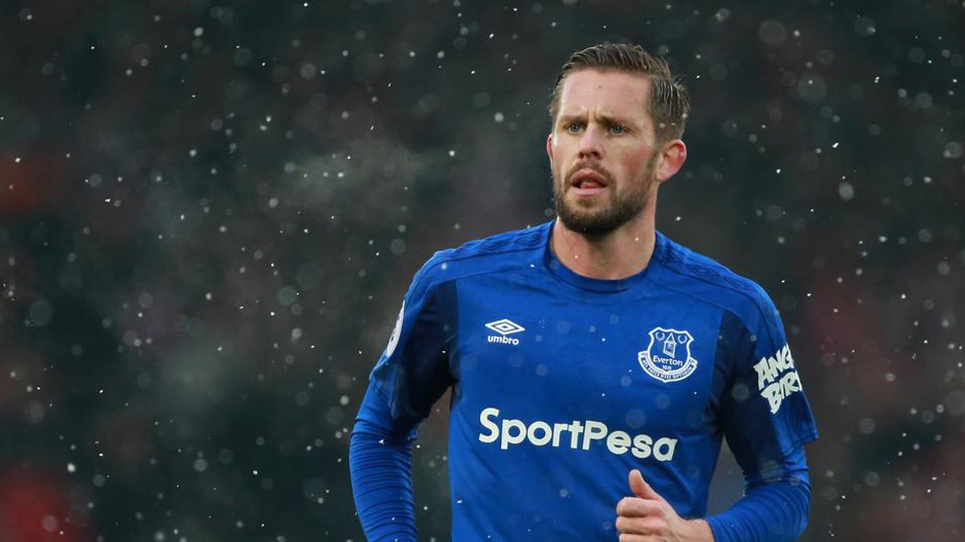 欧冠半决赛之夜,东契奇末节接管比赛,当篮球成为一个人的史诗