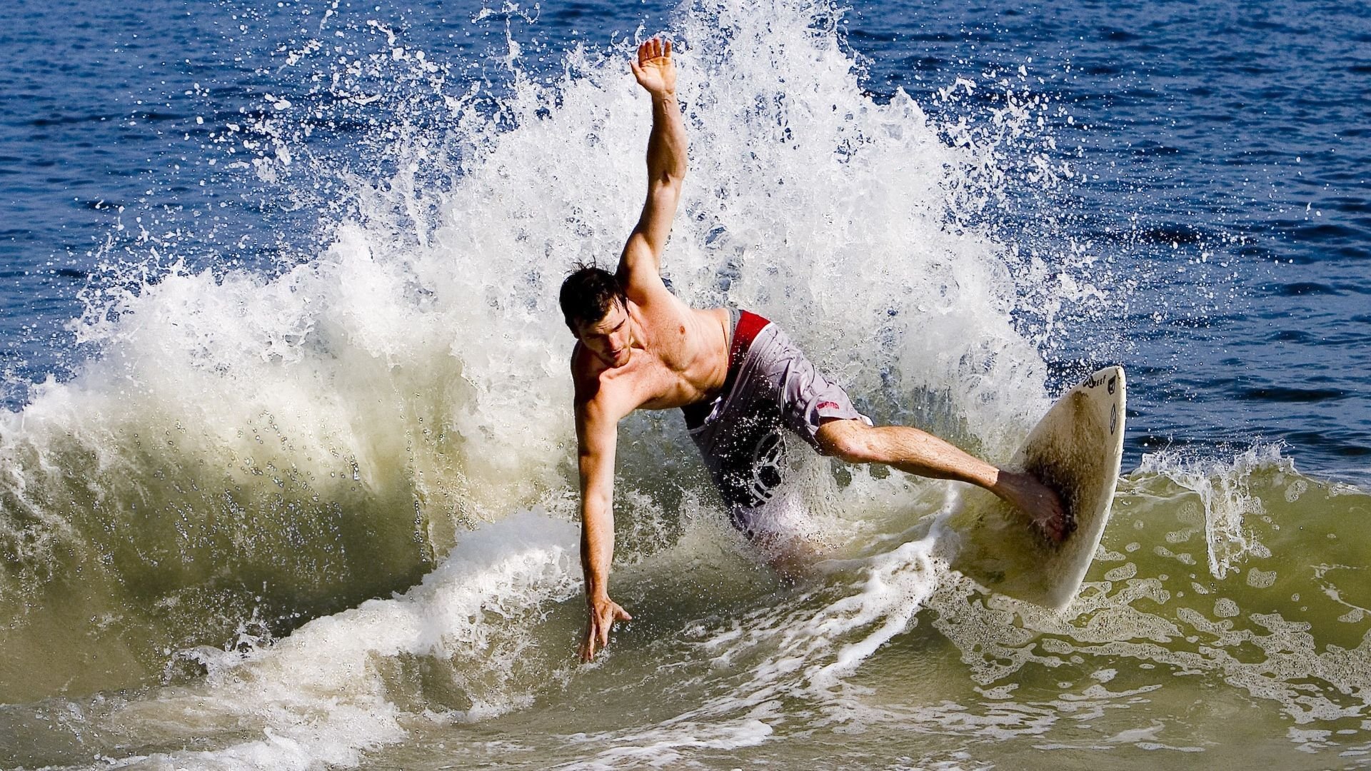 温网完胜ATP总决赛，辛纳高光表现背后的网球哲学